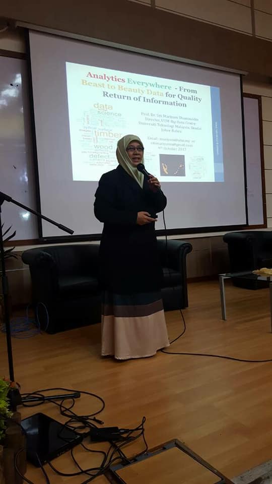 9 Oktober 2017: Director of UTM Big Data Centre, Invited Keynote Speaker at ICICAM2017